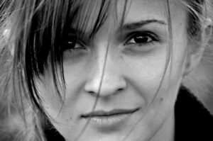 ワキガの治療における皮膚科と美容外科の違いは？